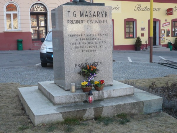 Další