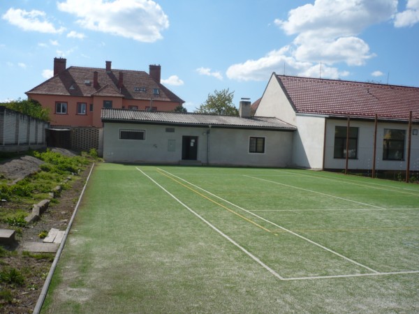 Další
