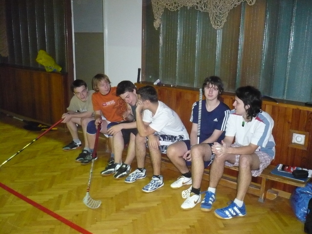 Další