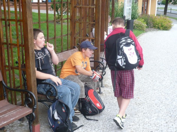 Další