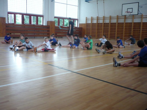 Další