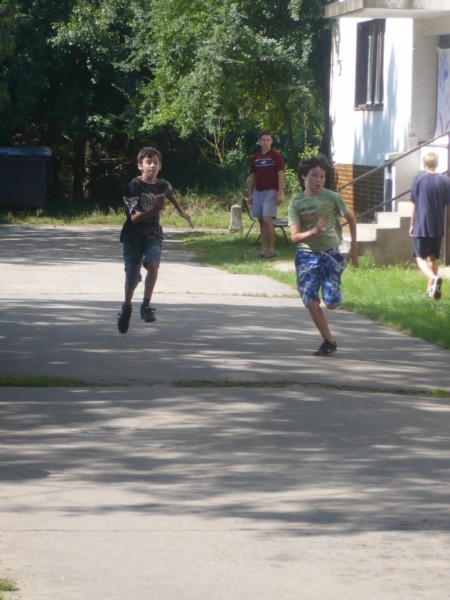 Další